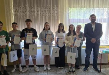 Wyróżnienie w ogólnopolskim konkursie projektowym „Teenagers in Action”
