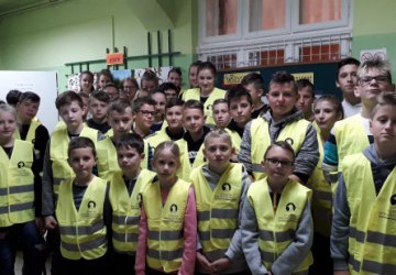 W roku szkolnym 2019/20 Szkoła Podstawowa w Stadłach, przystąpiła kolejny raz do Akcji „Odblaskowa Szkoła” , organizowanej przez  Komendę  Wojewódzką Policji w Krakowie