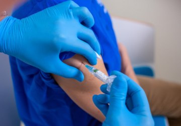 Szczepionka Jonson&Jonson  przeciwko COVID-19 w dniu 29 sierpnia dostępna w Ośrodkach Zdrowia w Podegrodziu i w Brzeznej