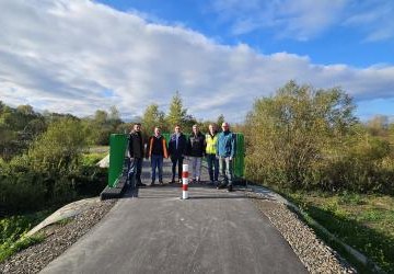 Budowa blisko 2,8 km nowej ścieżki rowerowej w miejscowości Świniarsko, Podrzecze oraz Brzezna - zakończona